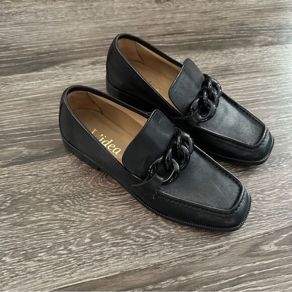 L’idea by Lori Black Leather Black Chain Loafers - Picture 3 of 9